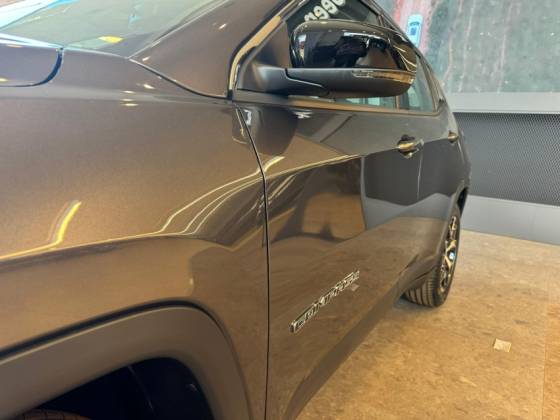 JEEP COMPASS 1.3 T270 TURBO FLEX LONGITUDE AT6 JEEP COMPASS 1.3 T270 TURBO FLEX LONGITUDE AT6
